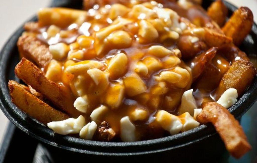 You Won’t Believe How Easy It Is to Make Authentic Canadian Poutine at Home – This Recipe Will Change Your Life